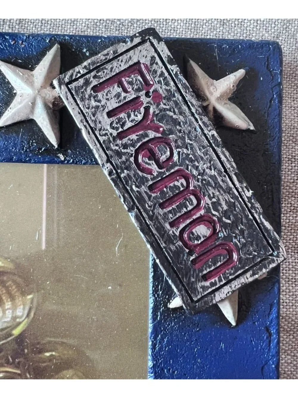 Ebros Gift add some